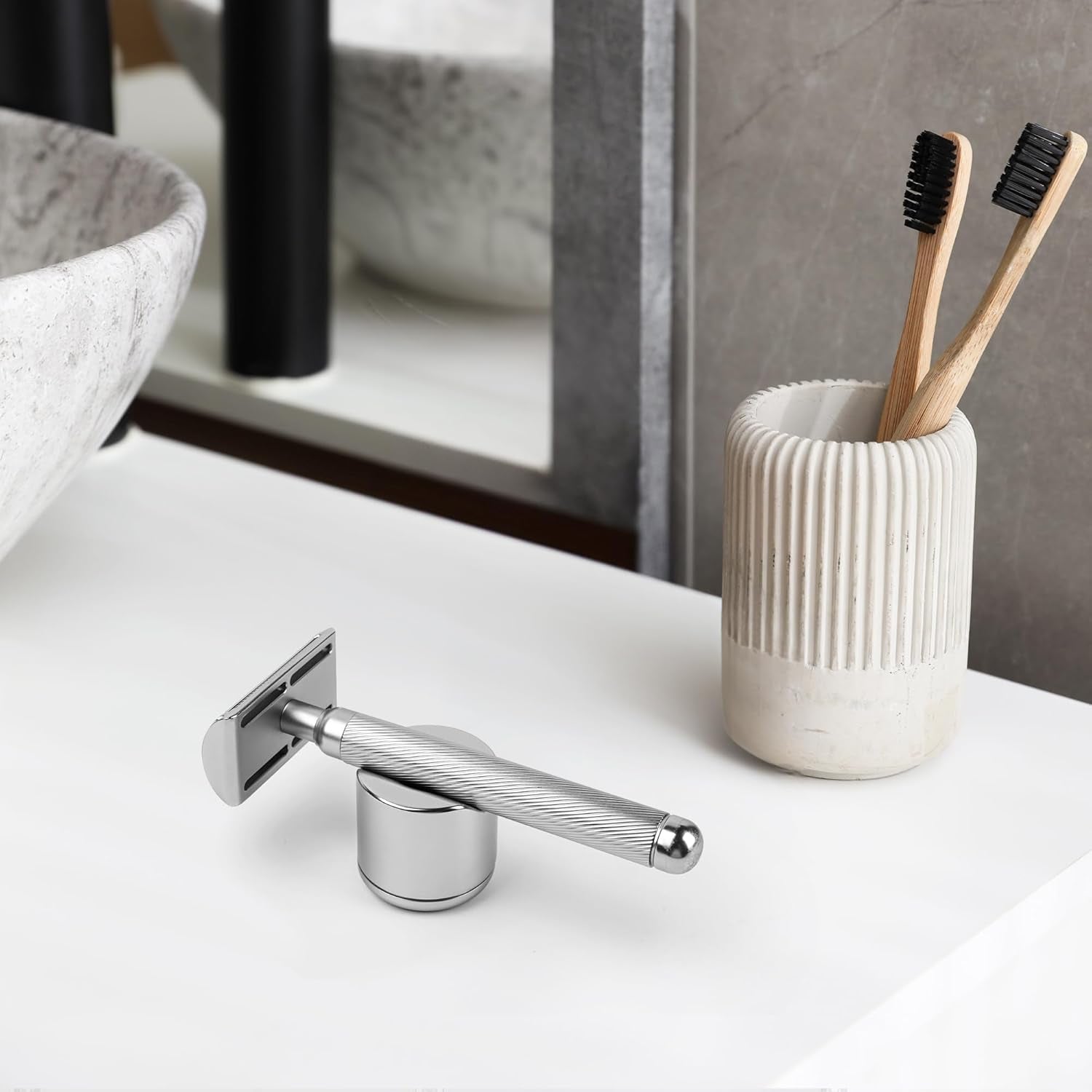 Double Edge Safety Razor with Stand, Durable, Long-Lasting Stainless Steel Construction-Toppalletfly